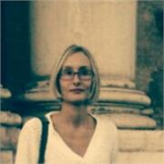 Insegnante di inglese. Laurea in LCE